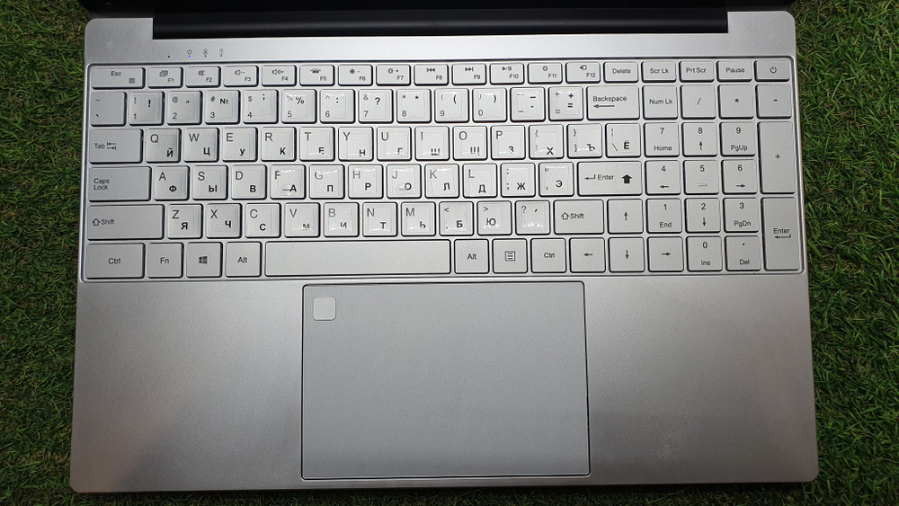 Ноутбук Noname Celeron/12Gb/FHD/Windows 10