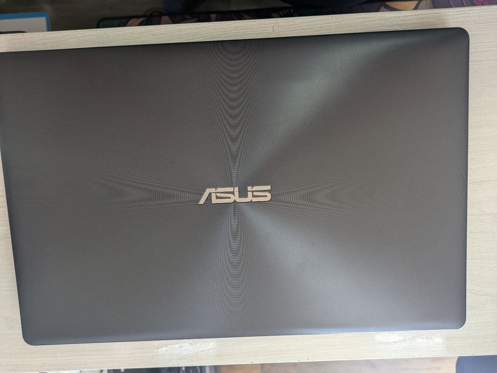 Ноутбук ASUS X550C