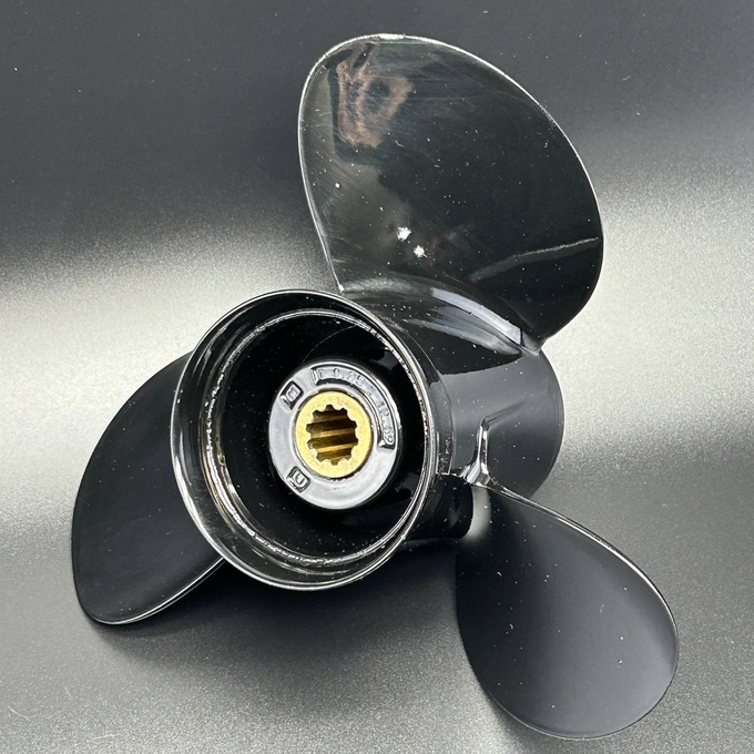 Гребной винт Гребной винт Tohatsu/Mercury 25-30 (3x9-1/4x12-1/2) Black Max (Mercury)
