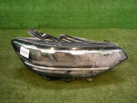 Битая Фара правая VW Passat B8 (2014-2020) LED