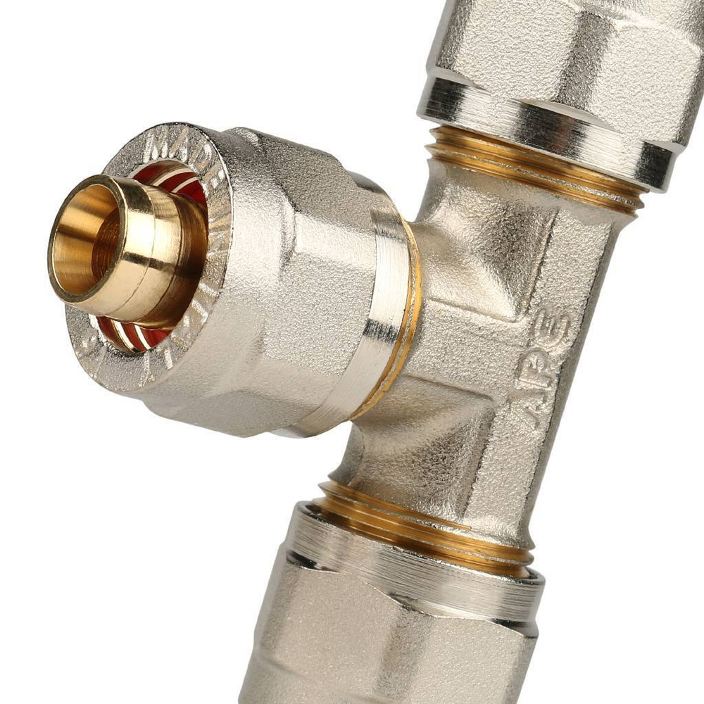 Тройник равнопроходный 16х16х16