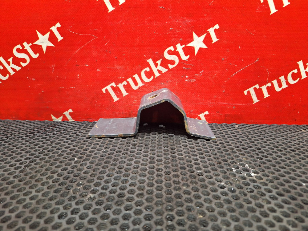 Кронштейн крыла заднего 2018г.