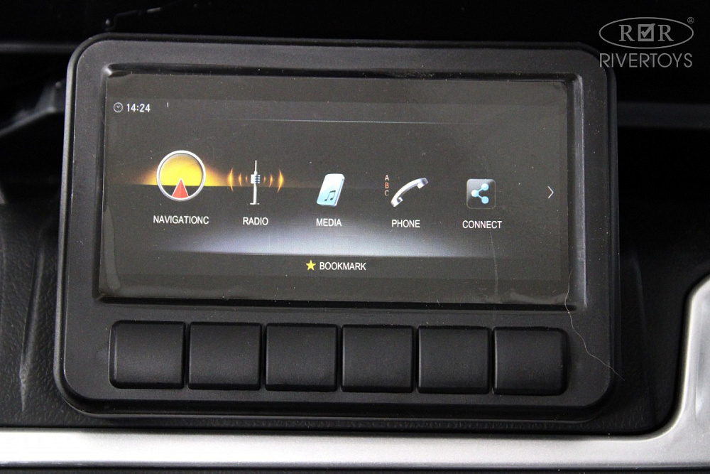 Детский электромобиль RiverToys Mercedes Benz G63 Y777YY белый