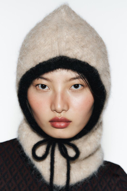 ZARA БАЛАКЛАВА ИЗ СМЕСОВОЙ АЛЬПАКИ, ЭКРЮ