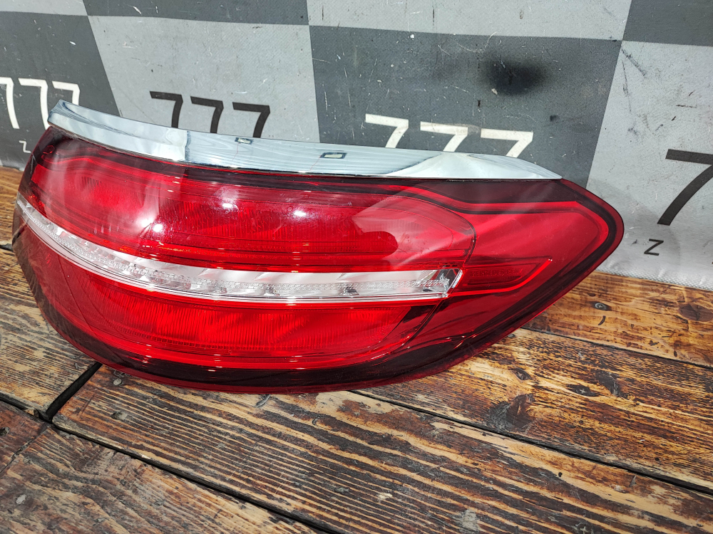 Фонарь зaдний пpавый Mercedes GLC (C253) Coupe 16-19 Б/У Оригинал A2539063602