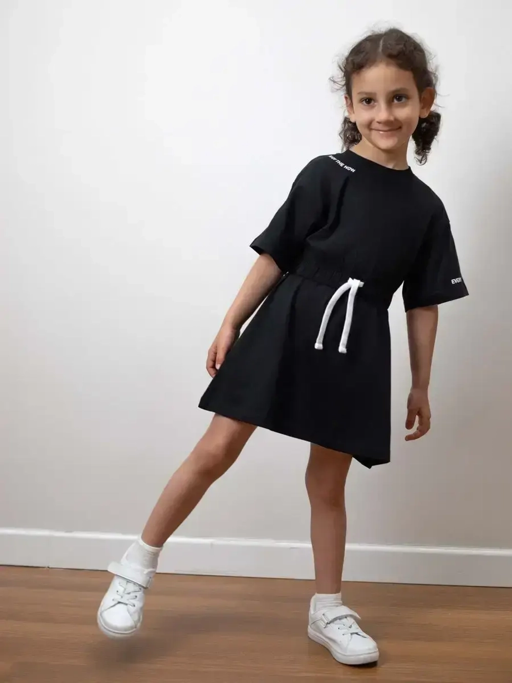 Платье в сад спортивное на завязках детское