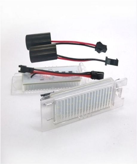 Плафон подсветки номера Opel Astra H/J Zafira B Corsa D Insignia Vectra C