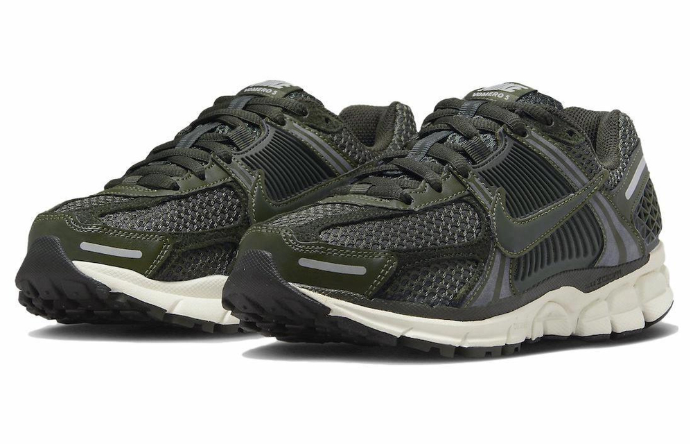 Кроссовки Nike Air Zoom Vomero 5 (Женская размерная сетка)