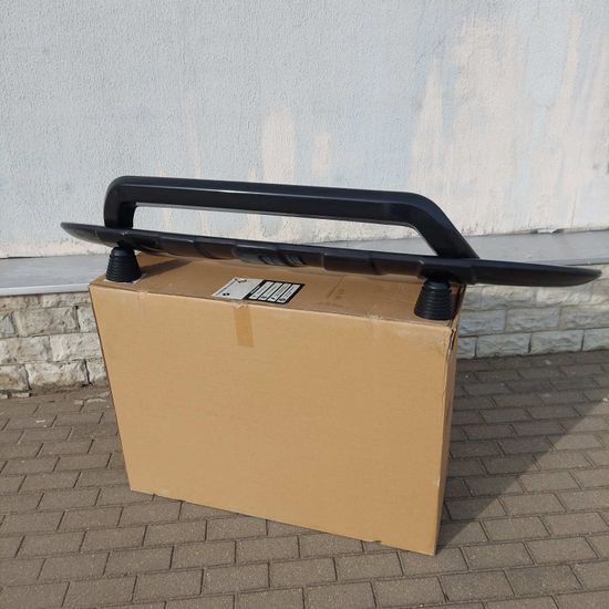 Накладка переднего бампера для VW TOUAREG 2010-2018