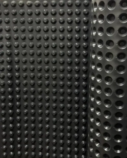 Профилированная мембрана Lite (1х20 м) шип 8 мм 450 г/м2