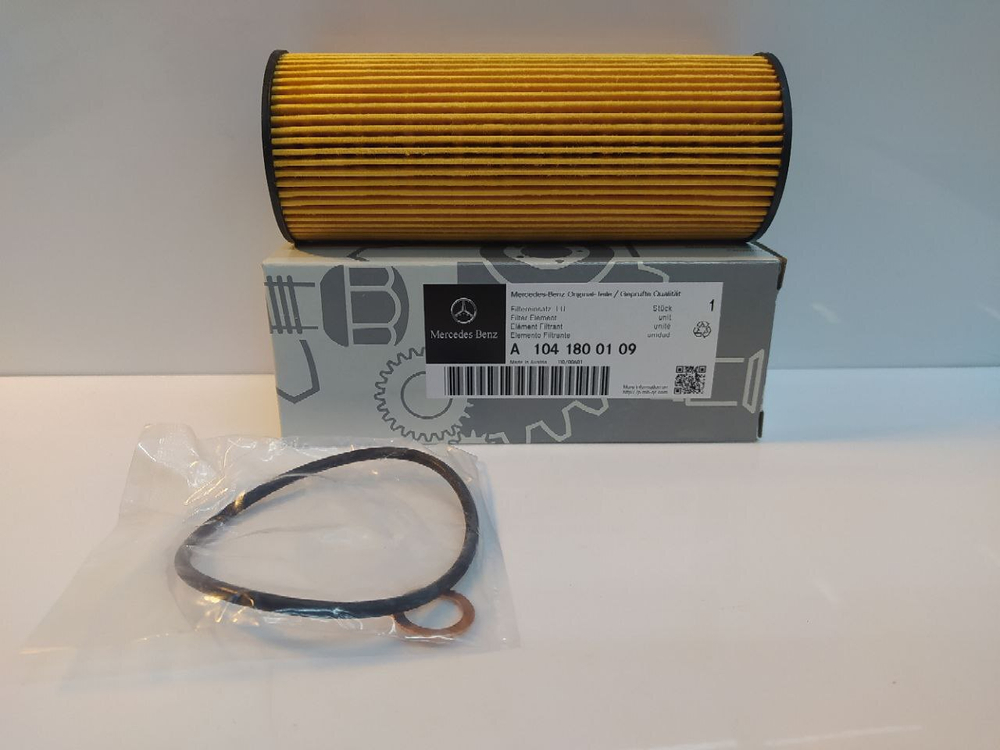 Фильтр масляный A1041800109 для Mercedes-Benz C-Class седан I W202