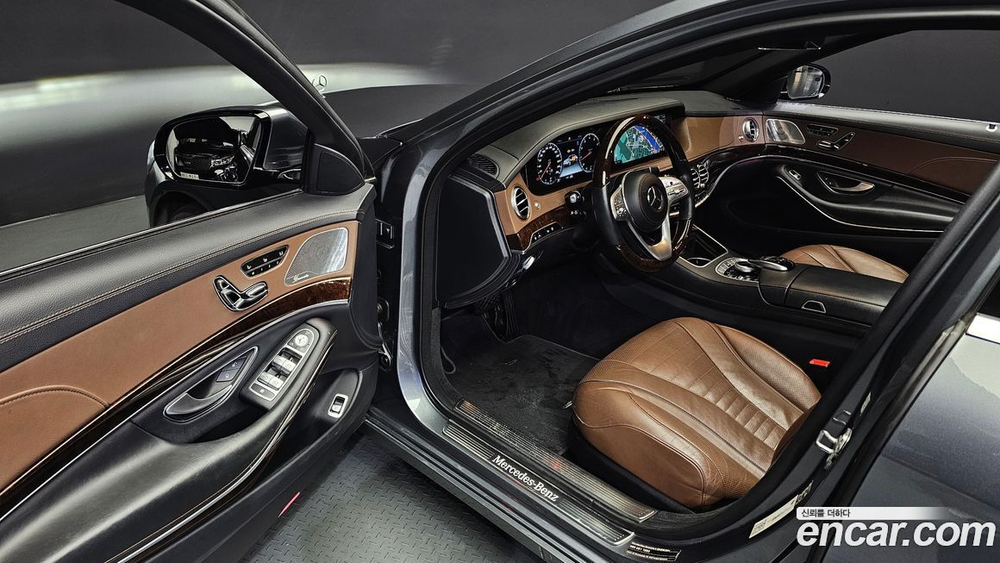 Mercedes-Benz S-Class W222 S560L 4MATIC (01.2020)