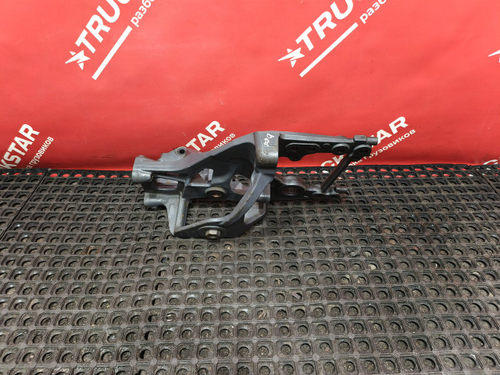 Кронштейн рессоры передней левый 2020г