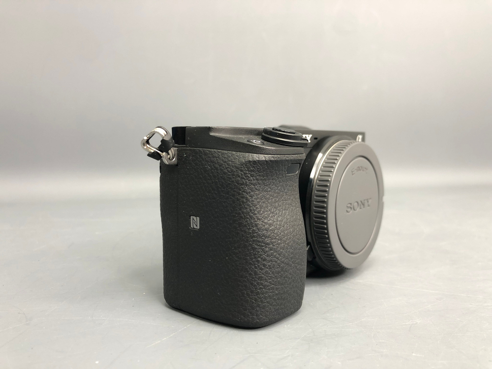 Sony A6400 12.100 кадров