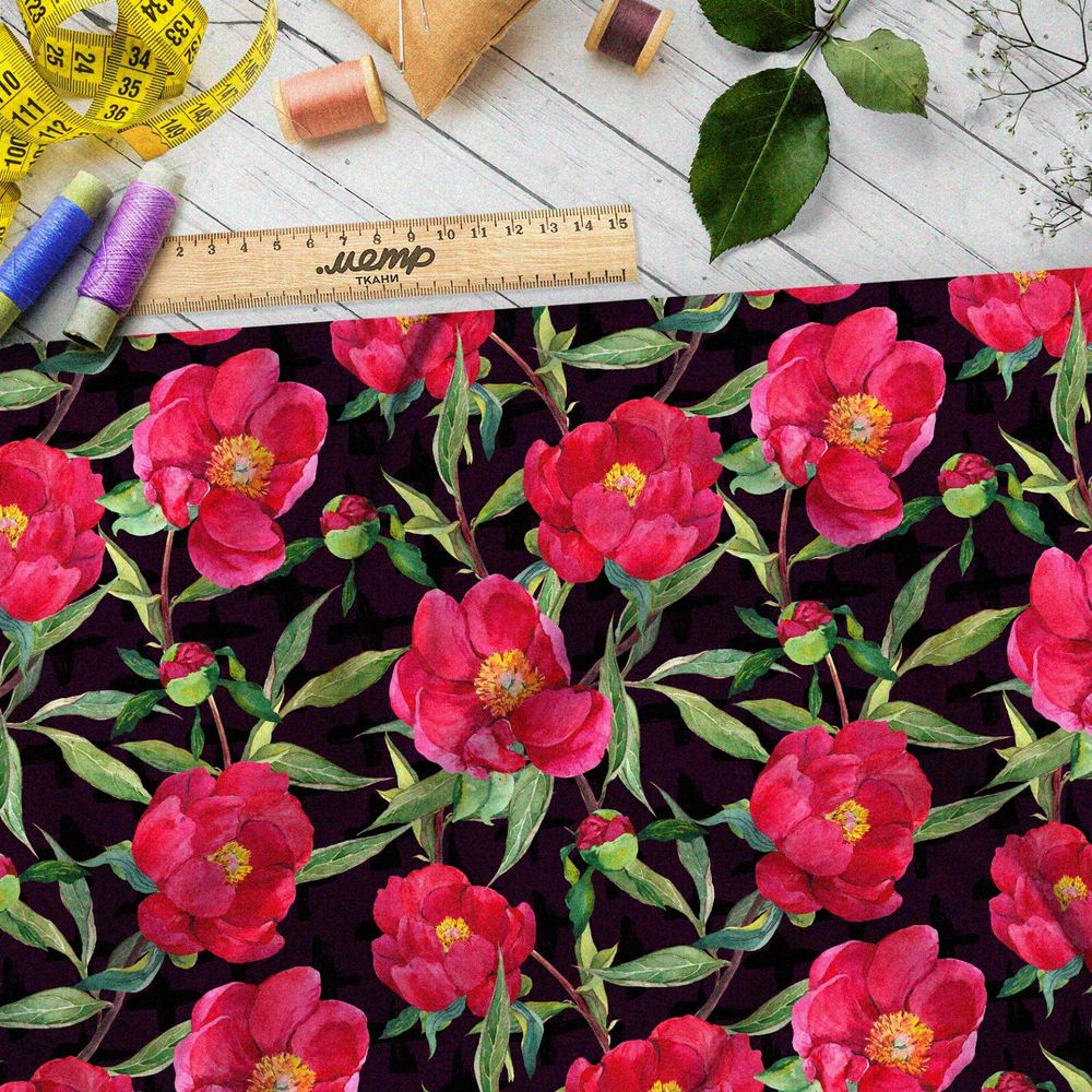 Ткань дюспо насыщенные красные цветы на чёрном фоне