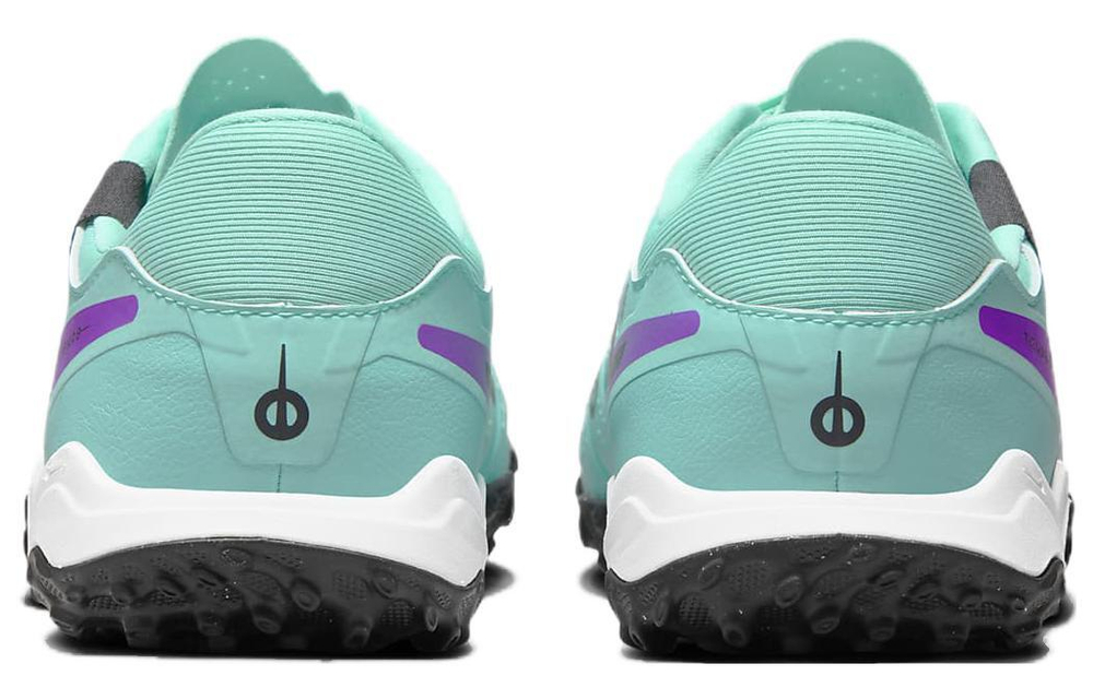 Кроссовки Nike Tiempo Legend 10