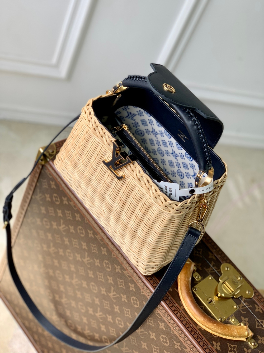 Louis Vuitton Capucines BB
