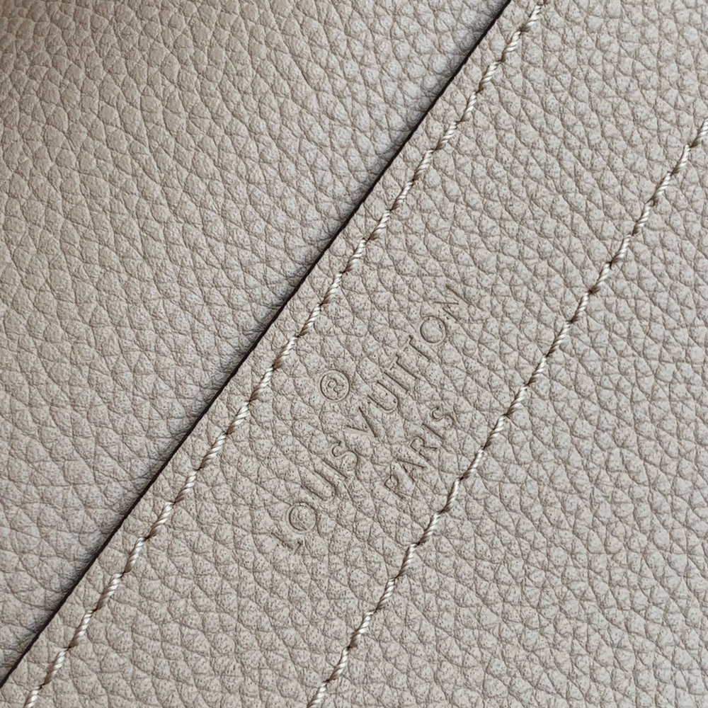 Louis Vuitton Lockme Chain Bag