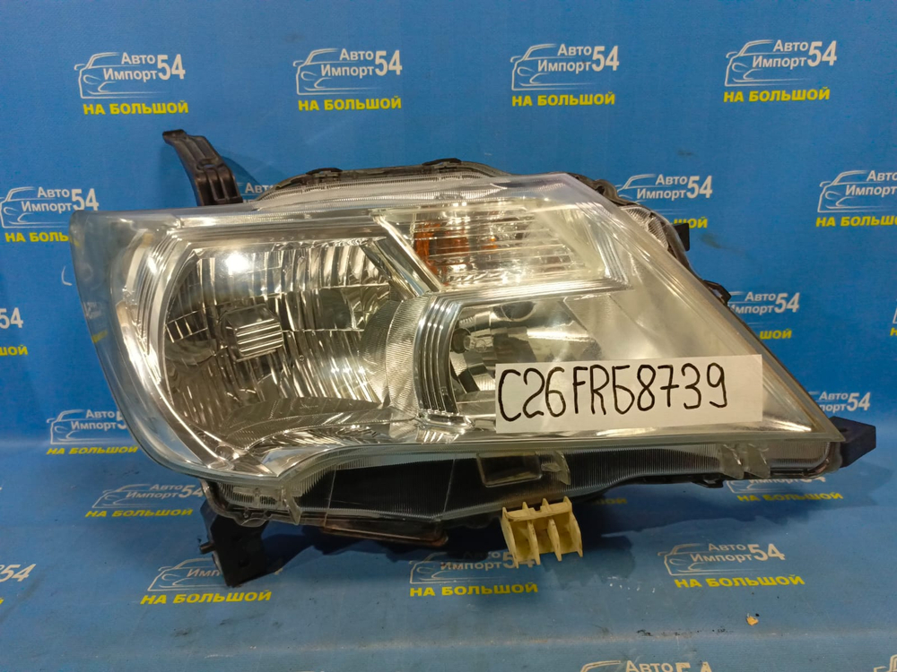 Фара передняя правая NISSAN SERENA 2010-2013