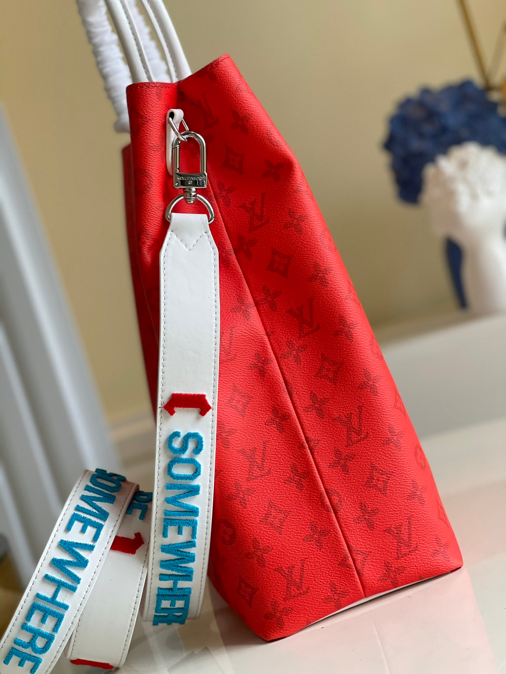 Louis Vuitton Carry It Tote