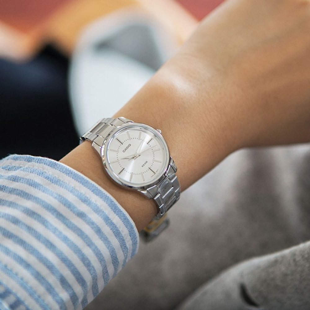 Женские наручные часы Casio Vintage LTP-1303D-7A