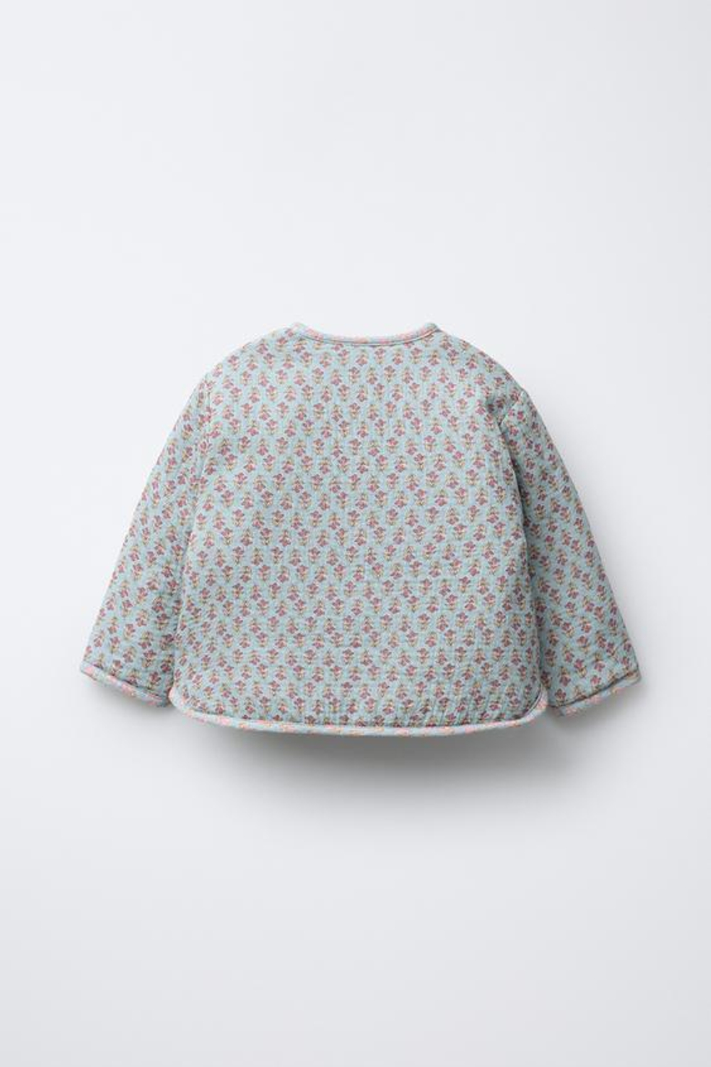 ZARA СТЕГАНАЯ КУРТКА С ЦВЕТОЧНЫМ ПРИНТОМ, РАЗНОЦВЕТНЫЙ