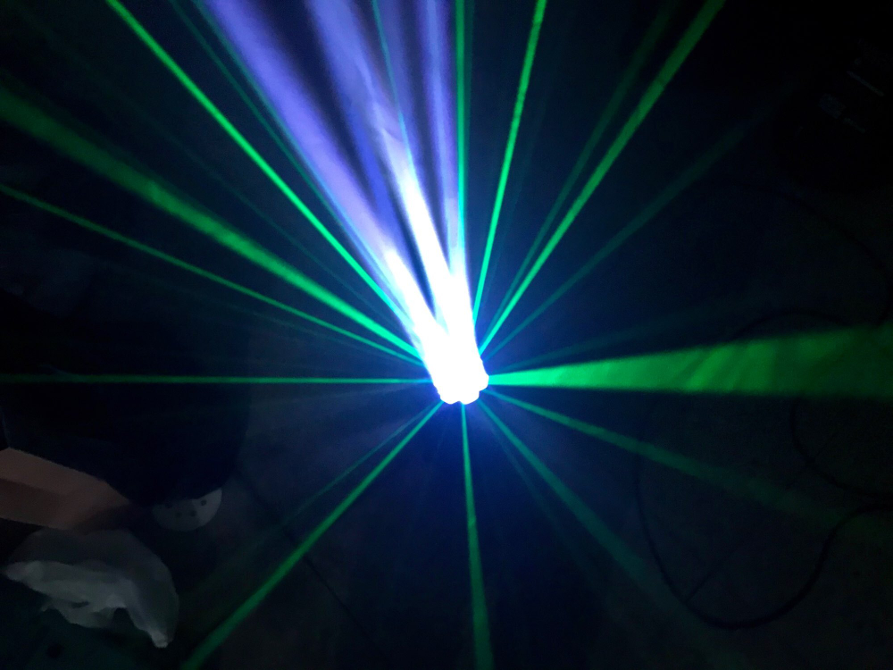 Вращающаяся голова Led Beam Laser 6*15w (RGBW, бим+лазер)
