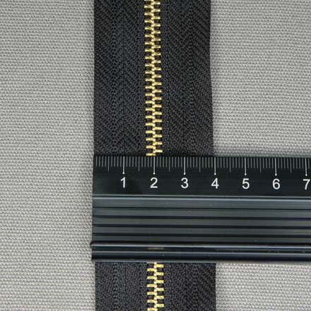 Молния Широкая YKK #5 латунь, Япония