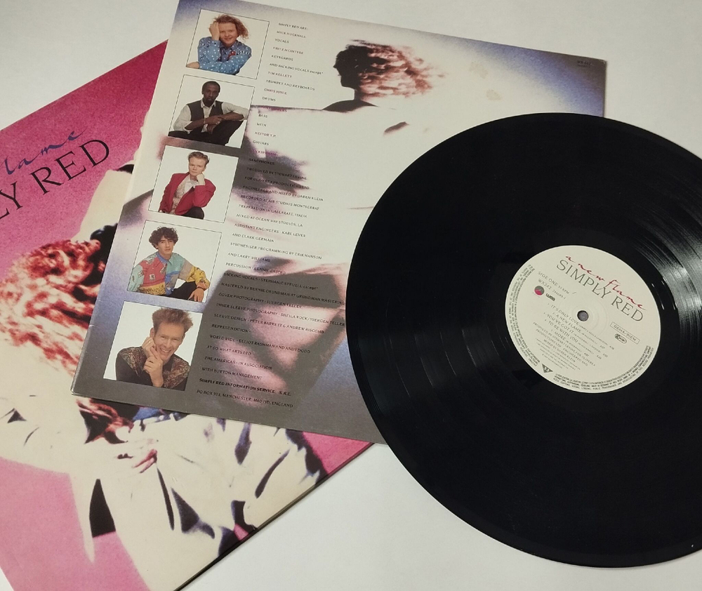 Винтажная виниловая пластинка LP Simply Red A New Flame (Germany 1989)