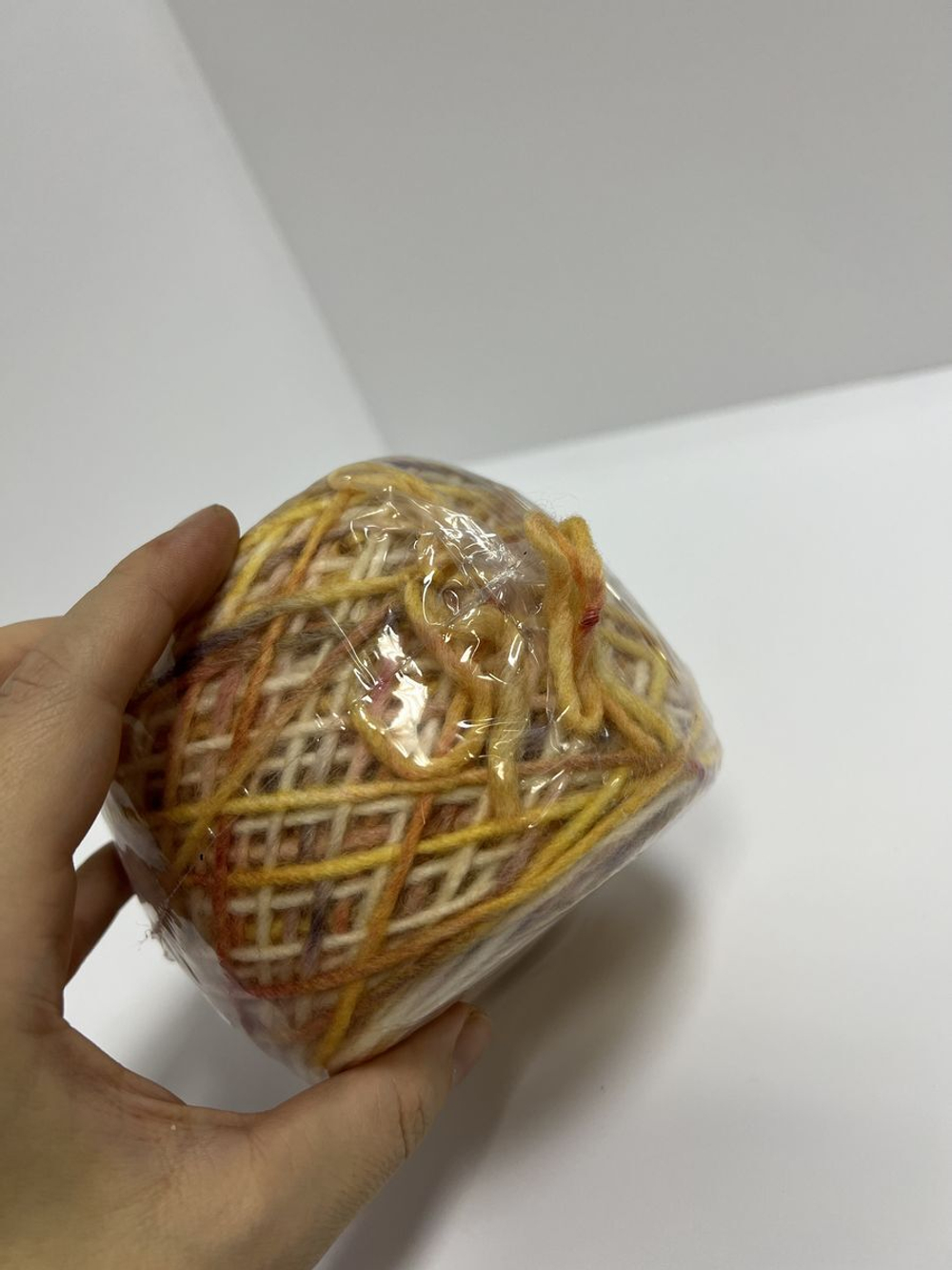 Трикотажная пряжа сток для вязания SPOTTY деграде шишибрики