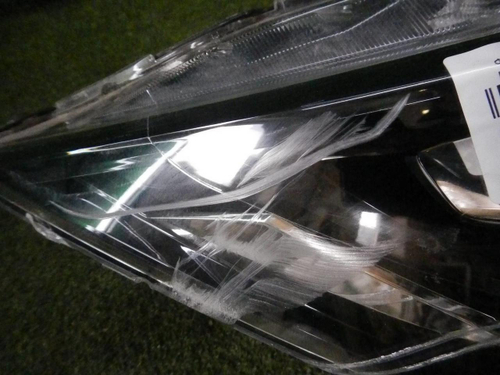 Битая Фара правая Nissan Qashqai 2 j11 (17-23) галоген
