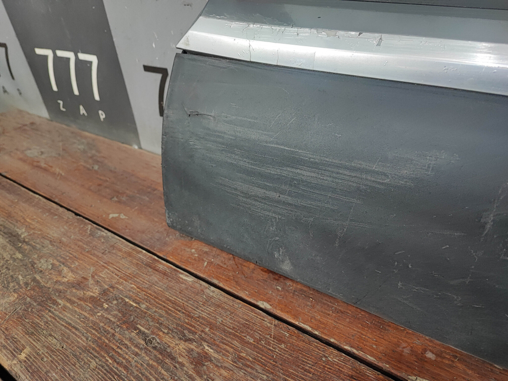 Накладка двери передней правой Hyundai Santa Fe 4 (TM) 18-нв Б/У Оригинал 87722S1000