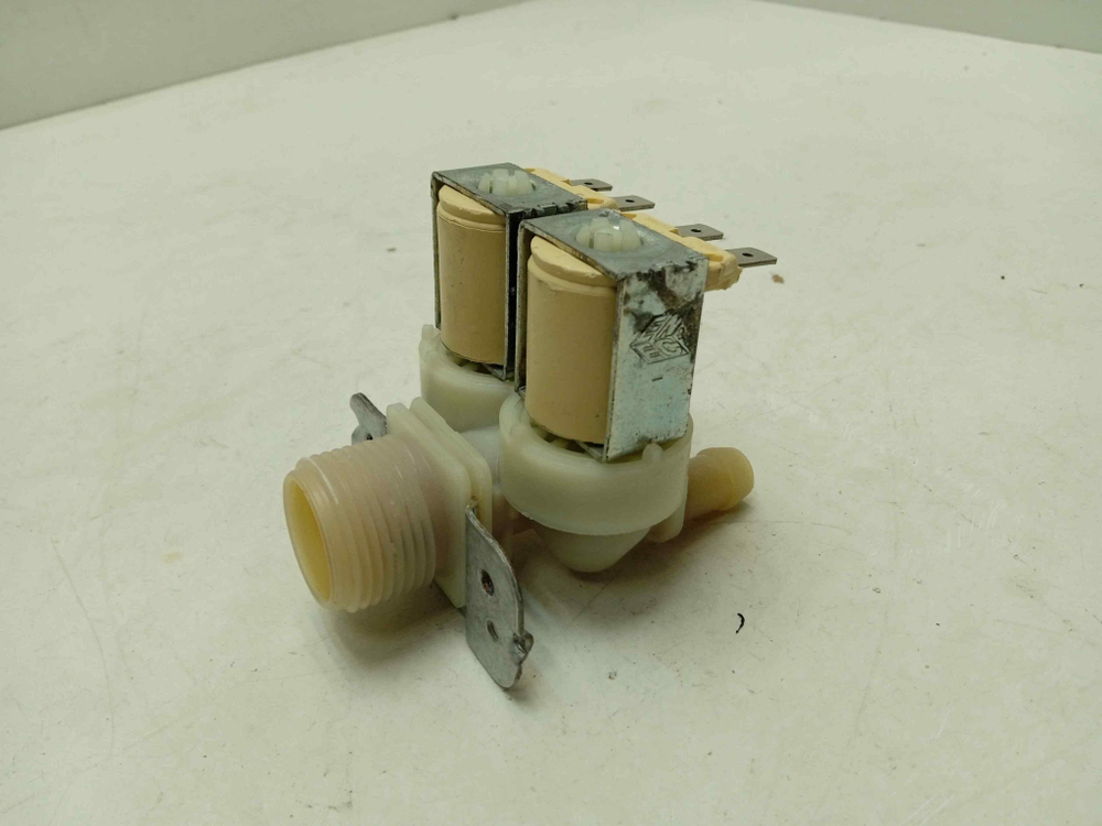 WD-10170SD кт175 Клапан подачи воды для стиральной машины LG WD-10170SD б/у