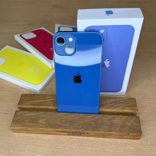 iPhone 13, 256 ГБ б/у