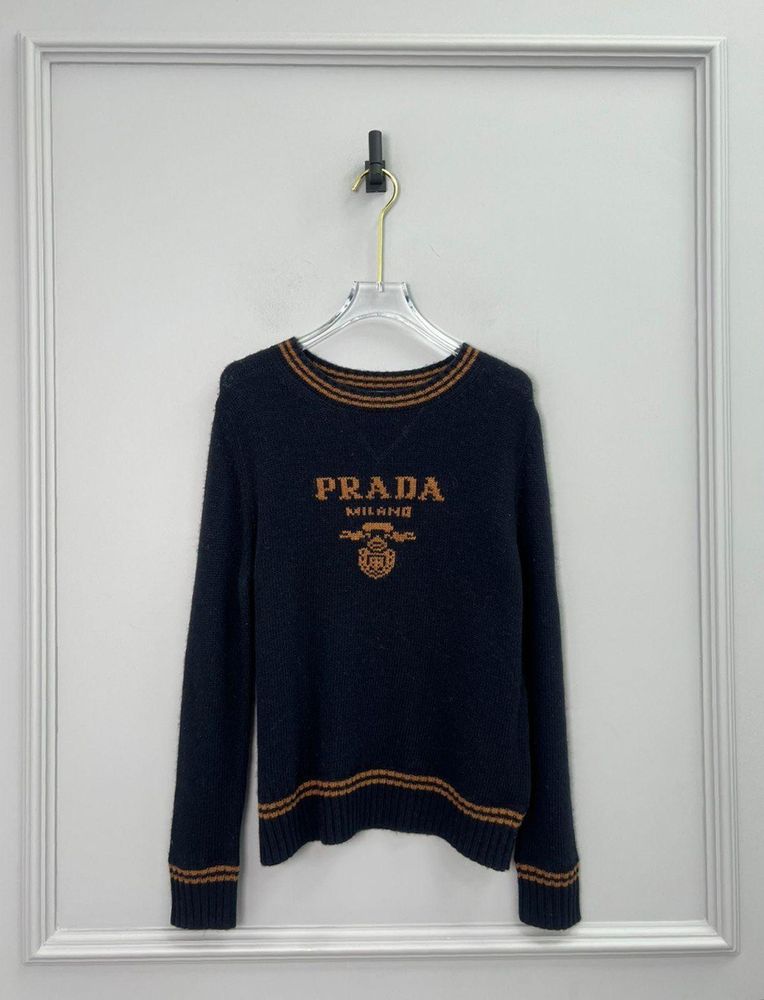 Свитер Prada