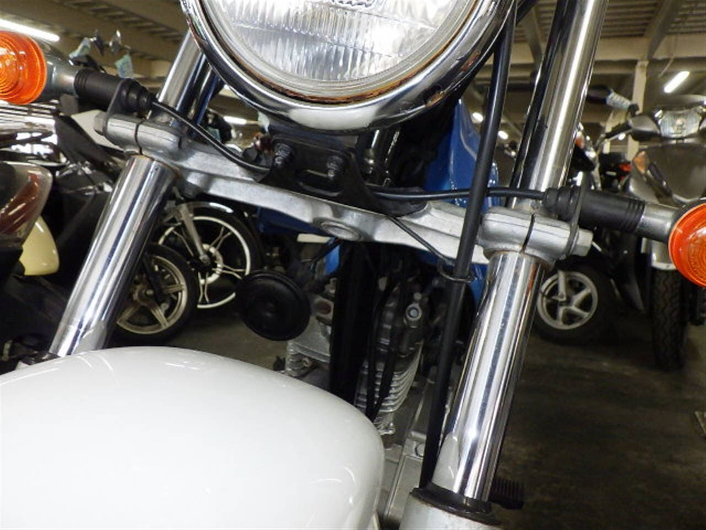 Suzuki Van Van 200 2003