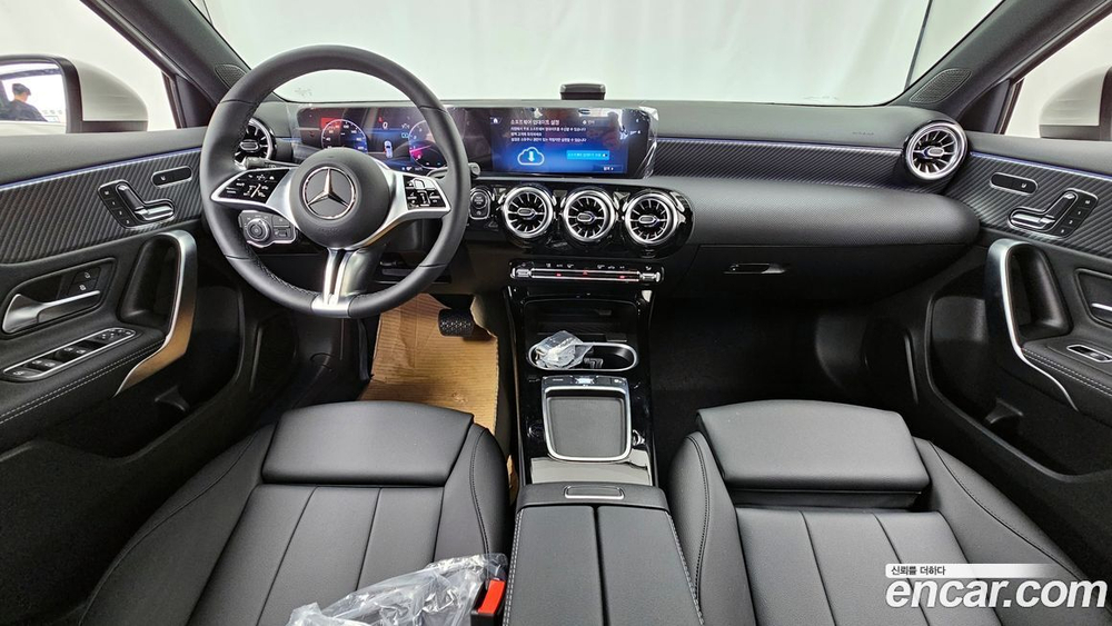Mercedes-Benz A-Class W177 A220 Hatchback (04.2024)