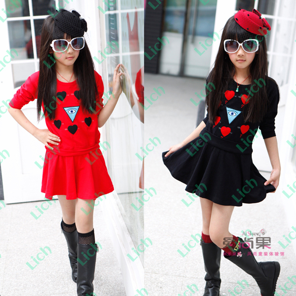 Платье детское имитация юбки и лонгслива с принтами сердец