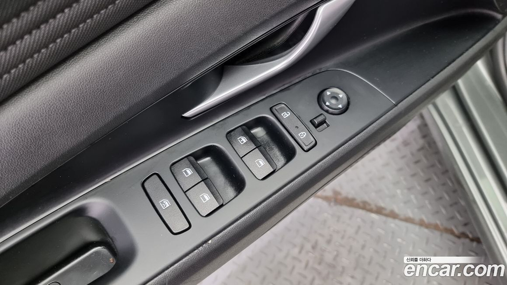 Hyundai Avante (CN7) 1.6 (06.2020)