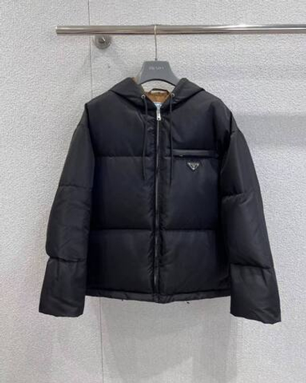 Пуховик Prada