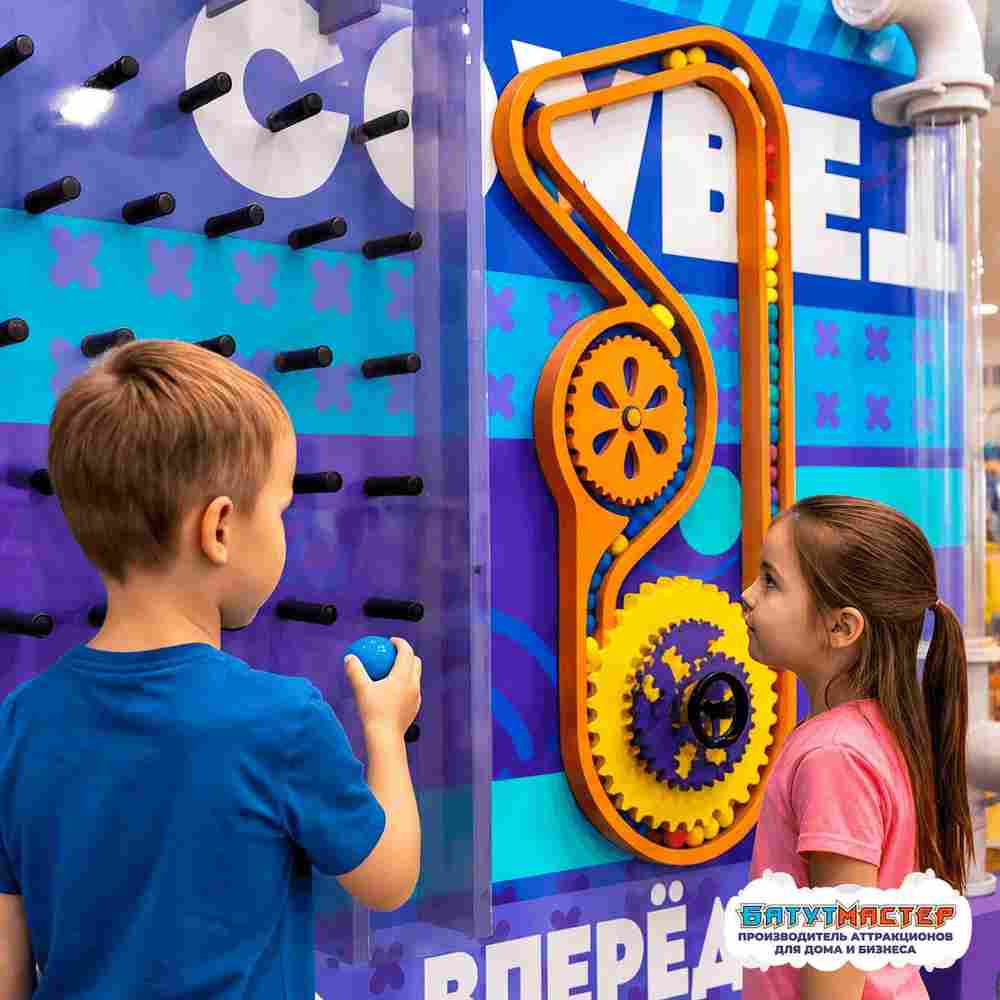 Сенсорная игровая стена «Цифровая энергия», 2,44×0,5×2,44 м