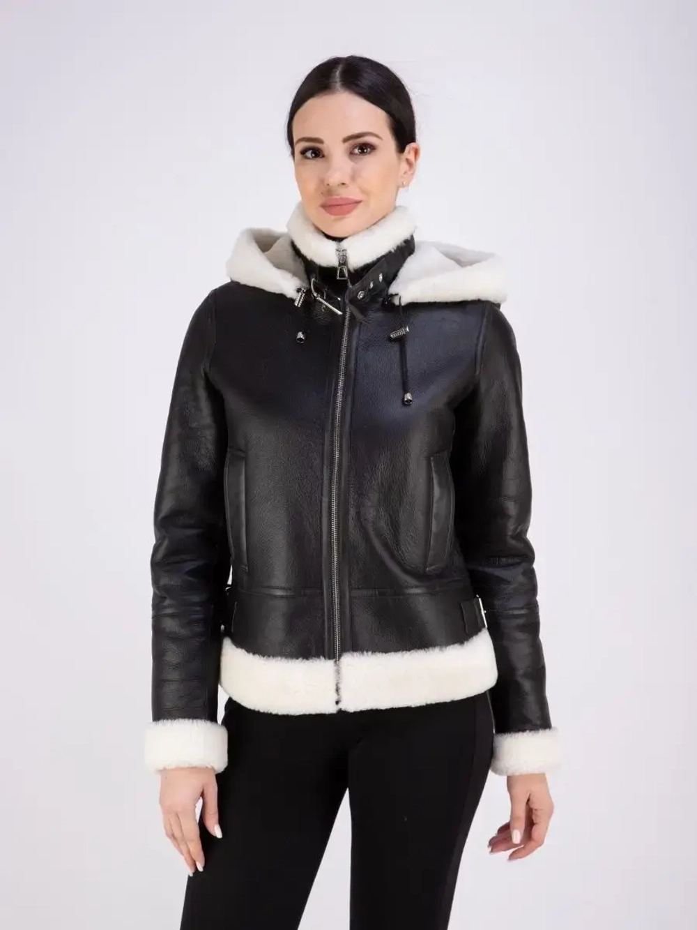 Дубленка женская натуральная короткая с капюшоном Турция