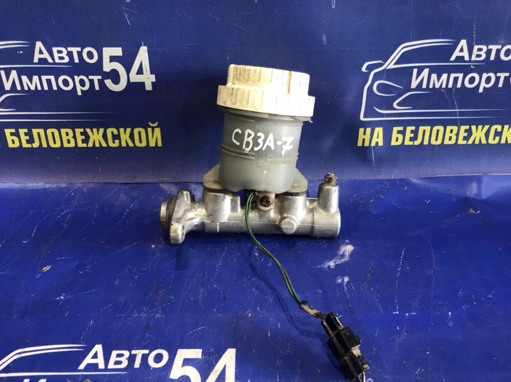 Главный тормозной цилиндр MITSUBISHI MIRAGE 1992