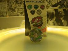 Волчок LeonClaw 0-80E UX12.04 Beyblade X Takara Tomy