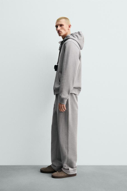 ZARA ДЖОГГЕРЫ REGULAR FIT ИЗ ПЛОТНОЙ ТКАНИ ORIGINS, СЕРЫЙ