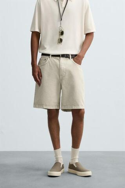 ZARA ДЖИНСОВЫЕ БЕРМУДЫ REGULAR FIT, СЕРЫЙ