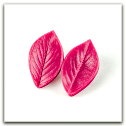 Листья вишни