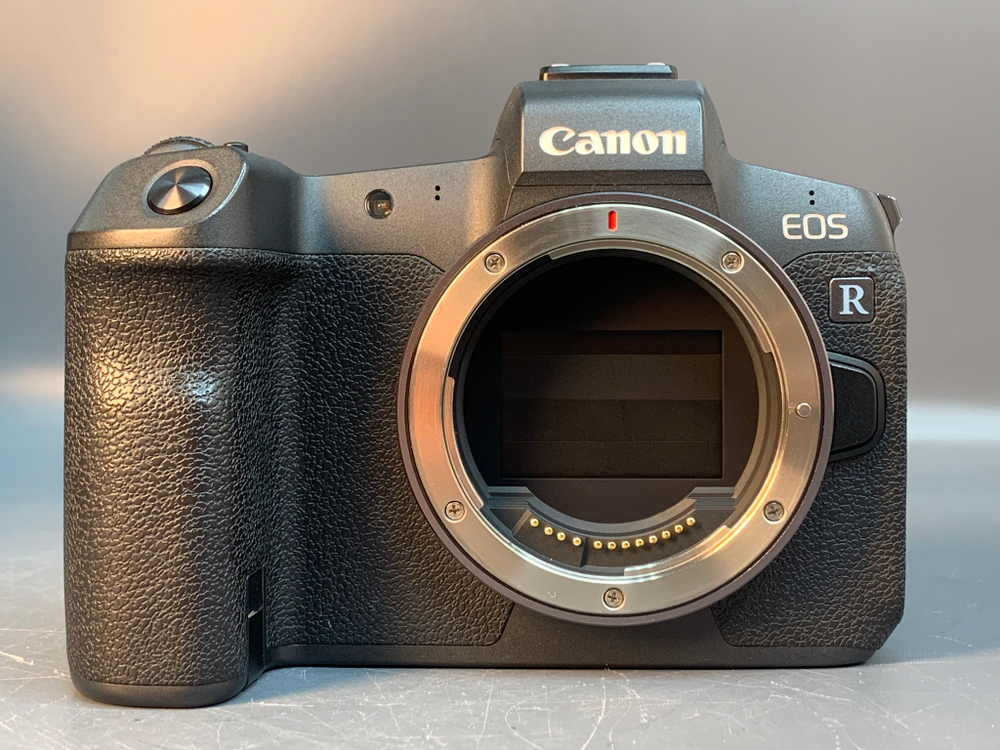 Canon EOS R, 161000 кадров пробега, менялся затвор