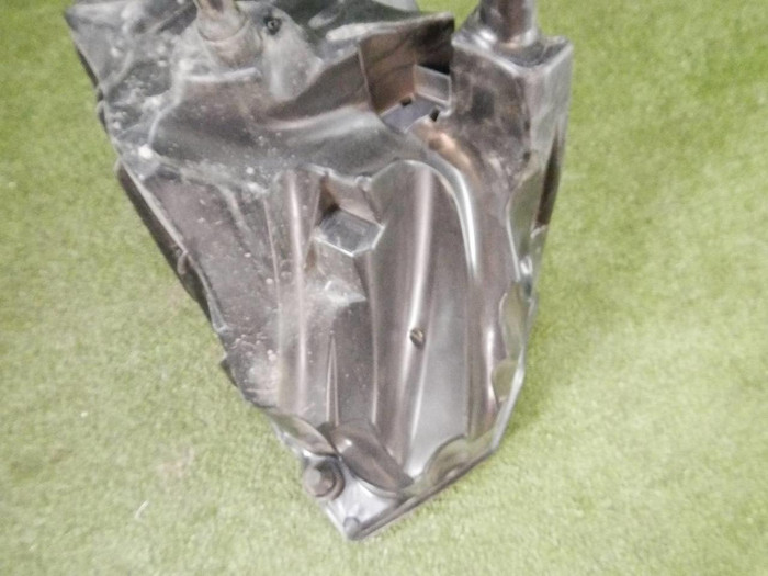 Корпус воздушного фильтра Audi Q5 2 80A (2017-н.в.)