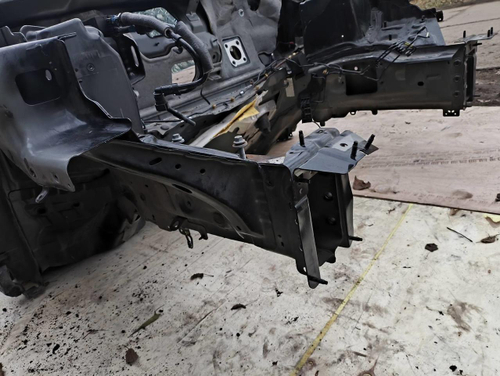 Кузов по частям Land-Rover Discovery Sport (19-нв)